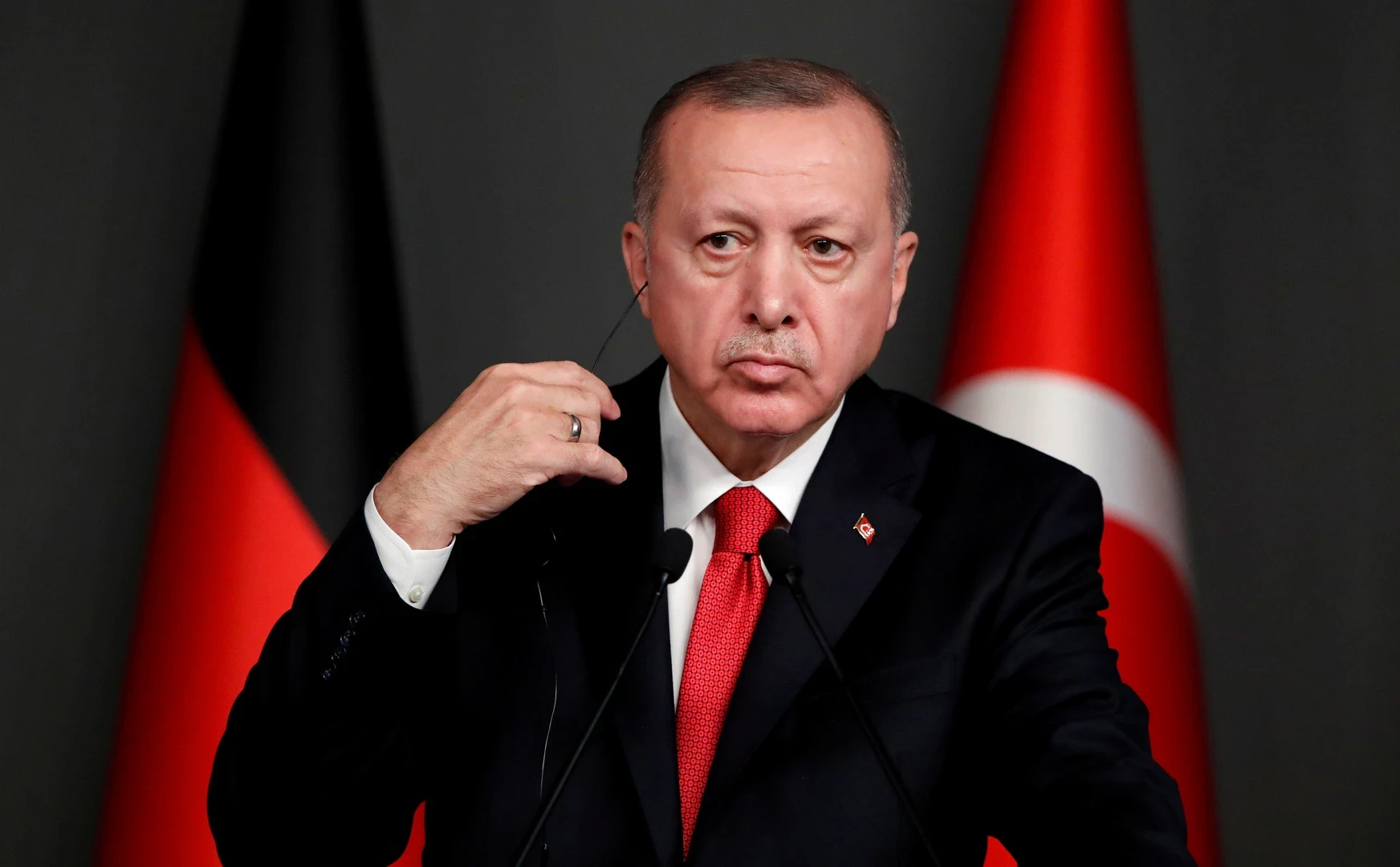 أردوغان يتحدث بغضب عن جهة لا يثق بها.. ويقول إنَّ هناك محادثات جديدة مع روسيا حول سبوتنيك في