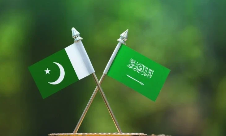 السعودية تعلن دعم باكستان بـ 3 مليارات دولار