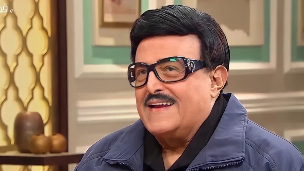 وفاة الفنان المصري سمير غانم بفيروس كورونا عن عمر ناهز 84 عاماً.. تعرف على أبرز محطاته الفنية