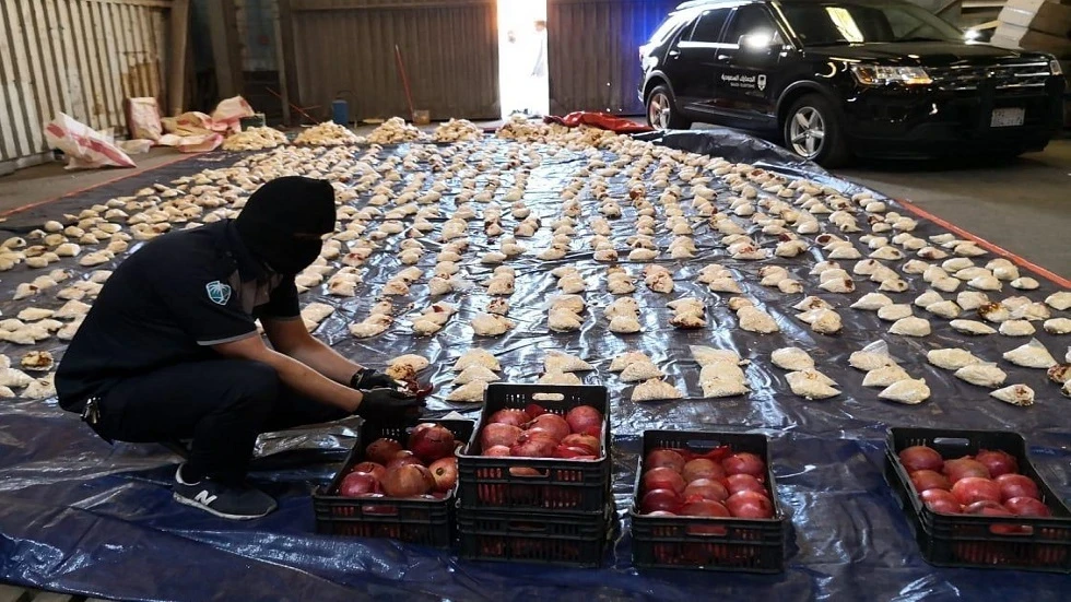بالفيديو|| السعودية تقبض على 14.4 مليون قرص مخدر قادمة من لبنان