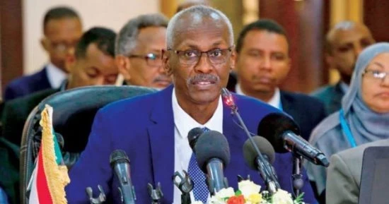 عباس يؤكد تمسك السودان بأمرٍ "هام" واستعداد الفرق القانونية لمقاضاة الحكومة الإثيوبية