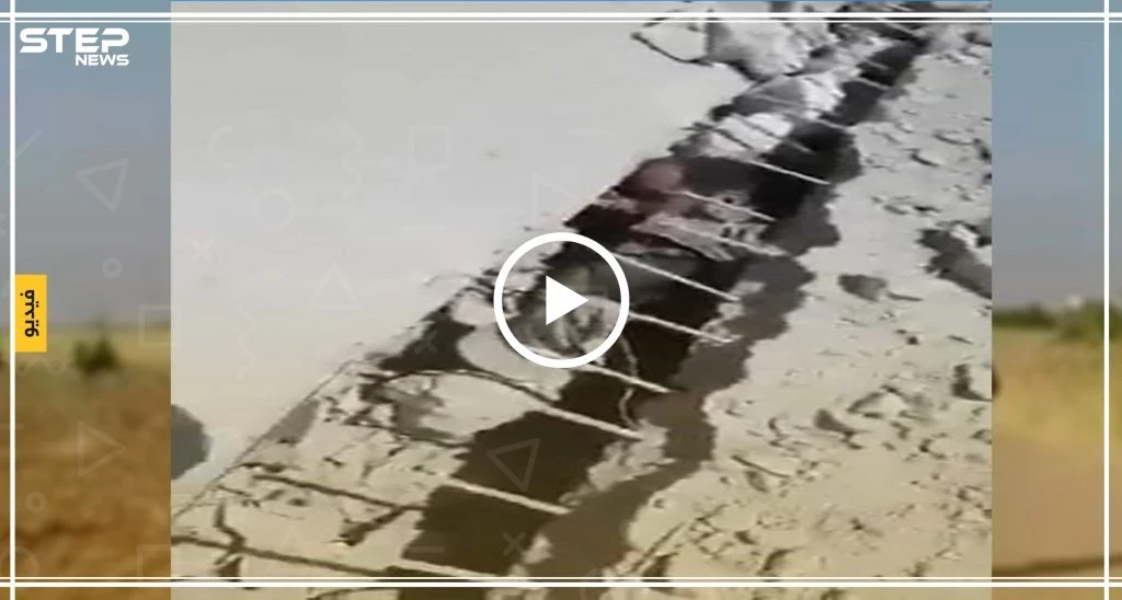 10 أشخاص يستغيثون تحت الأنقاض بعد استهدافهم بالطيران الروسي (فيديو)