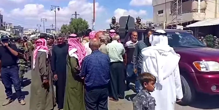 قوات النظام السوري تدخل مدينة طفس غرب درعا لبدء تنفيذ اتفاق جديد (صور)