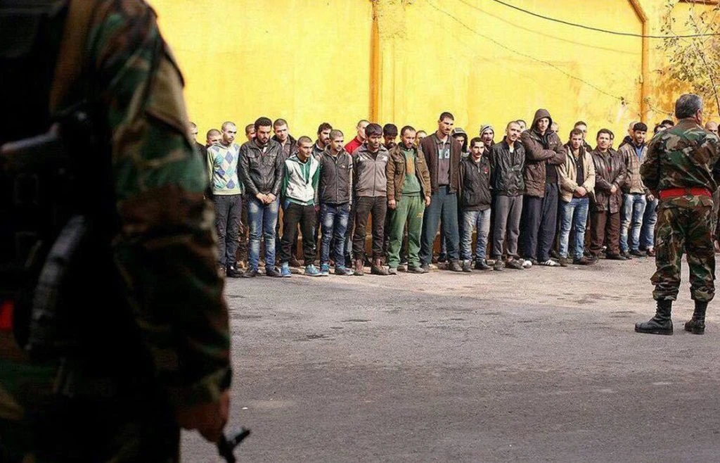 اعتقالات في درعا لقادة المصالحات ومدنيين تواصلوا مع أقاربهم في إدلب