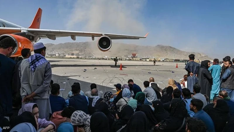 مسؤول في طالبان يكشف عن الفئة التي تمنعها الحركة من مغادرة البلاد