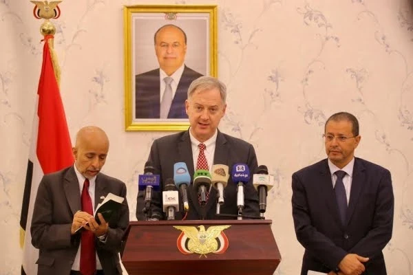 السفير الأمريكي في اليمن يعلّق على معارك مأرب ودورها بجهود السلام