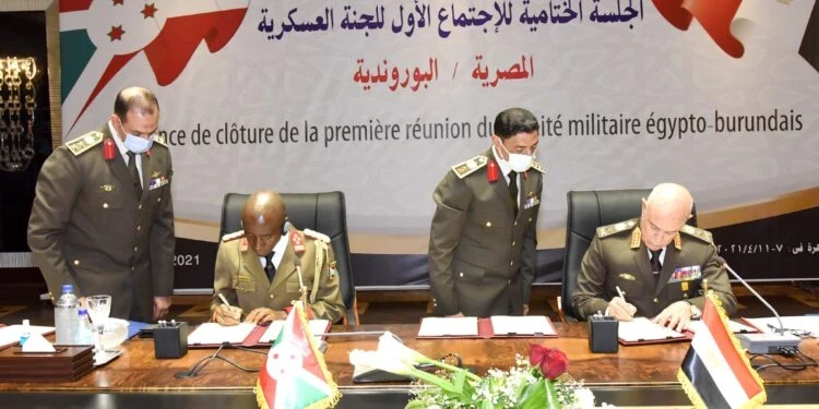 القوات المسلحة المصرية توقع اتفاقاً عسكرياً مع نظيرتها في بوروندي
