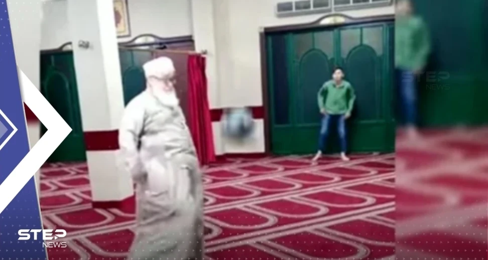 الأوقاف المصرية تعلق على فيديو إمام يلعب كرة القدم داخل أحد المساجد (فيديو)