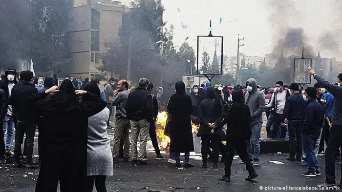 احتجاجات في طهران من ذوي ضحايا الطائرة الأوكرانية