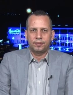 الكاظمي مغرّداً على تويتر: اعتقلنا قتلة هشام الهاشمي ووفينا بالوعد الذي قطعناه