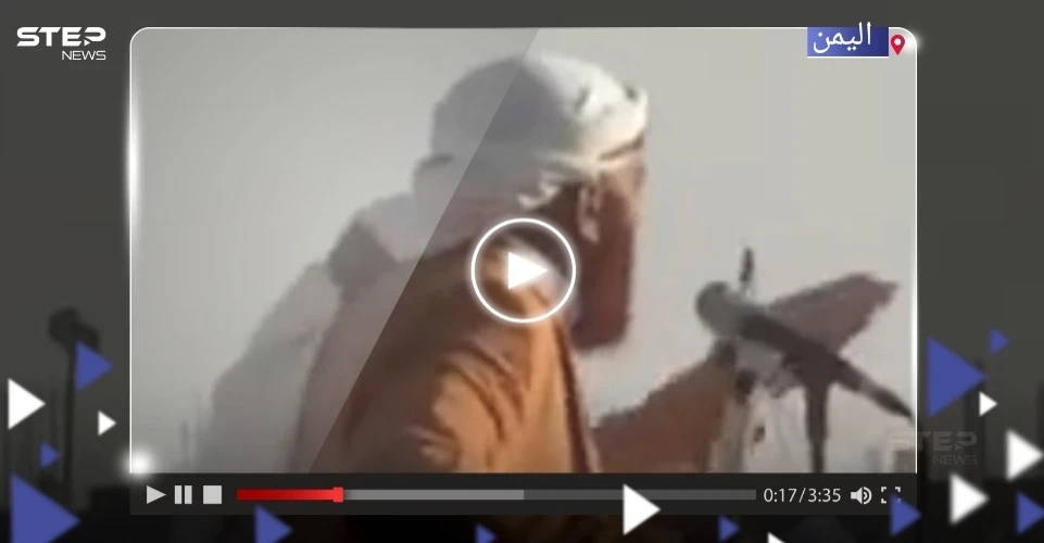 بالفيديو|| عقب انتهائه من خطبة العيد.. مجهولون يغتالون إماماً في شبوة باليمن
