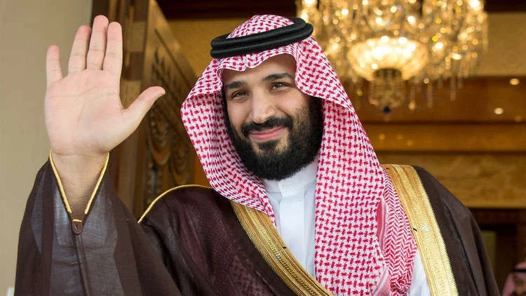 بالفيديو|| مراسم استقبال ولي العهد السعودي للحكام المشاركين بـ"القمة الخليجية" في الرياض