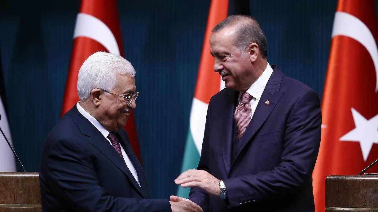 بعد حديث عن محاولة إسقاطه.. محمود عباس يلتقي أردوغان في إسطنبول والأخير يؤكد له على أمر