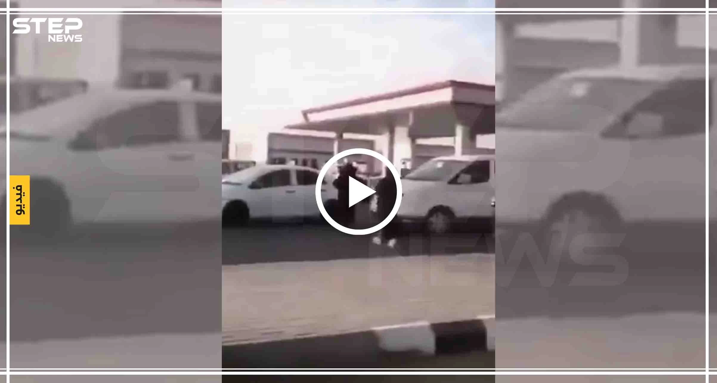 شاب سعودي يطالب بـ"إحراق" فتيات من جامعة سعودية لشرائهن قهوة من مكان عام!  (فيديو)