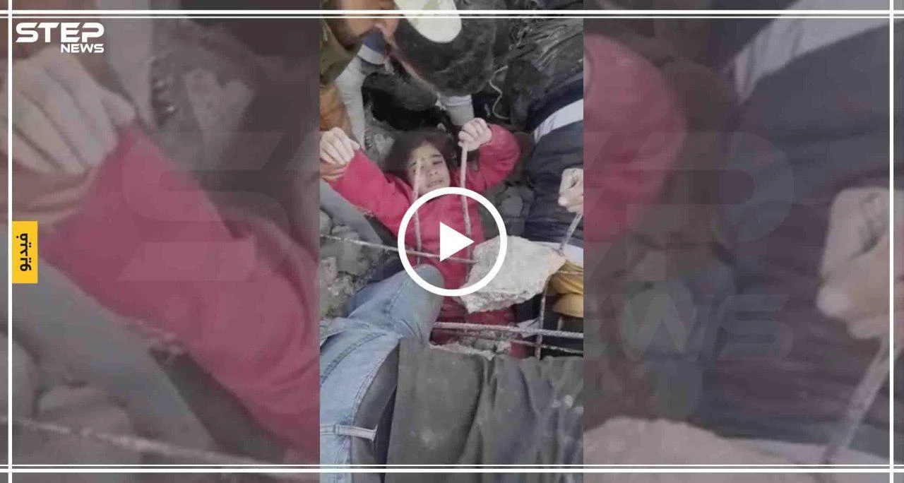 شاهد بالفيديو لحظة استخراج طفلة من تحت الأنقاض جنوب إدلب