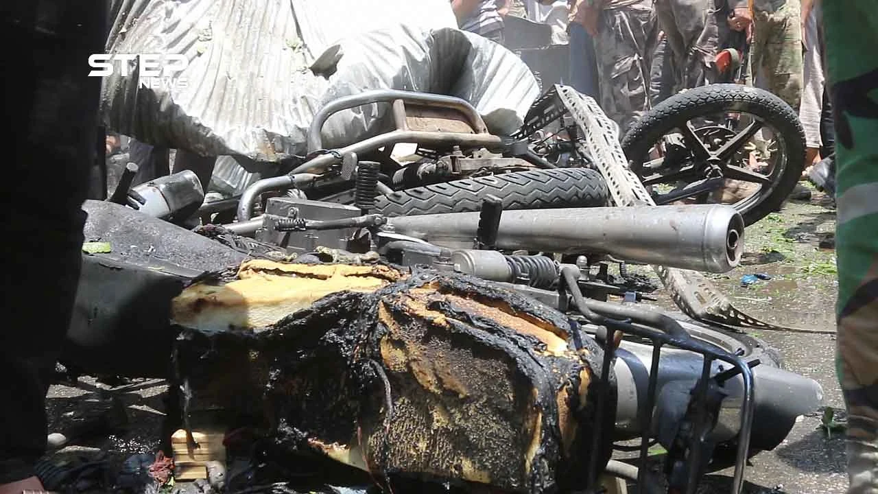 بالفيديو .. اللحظات الأولى للتفجير الذي استهدف مدينة الباب شرق حلب مُخلّفاً قتلى وجرحى مدنيين