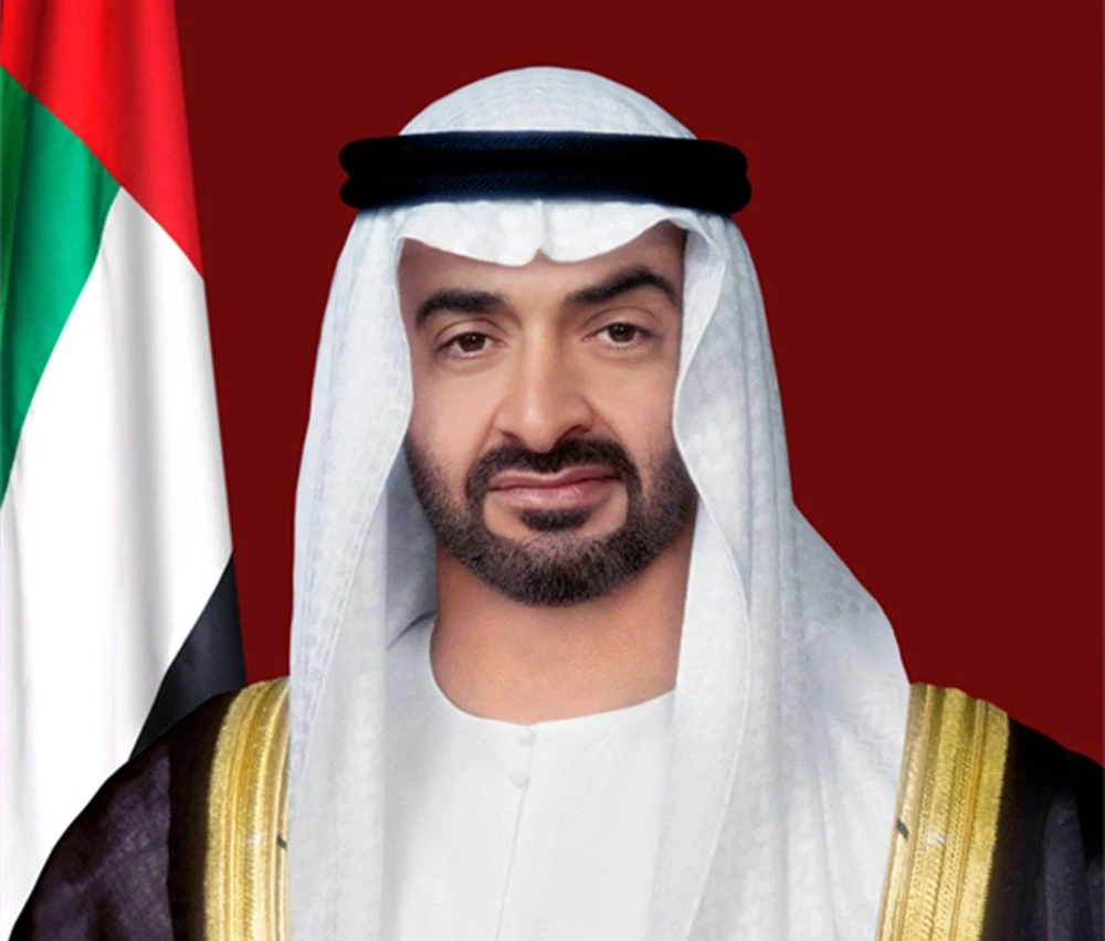 ولي عهد أبو ظبي إلى فرنسا غداً للقاء ماكرون وبحث عدّة ملفات هامّة.. إليك التفاصيل