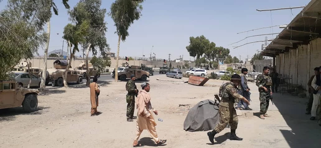 طالبان تدخل قندهار ثاني أكبر مدن البلاد.. وموسكو تكشف موقفها من معارك أفغانستان وتدعو لأمرٍ هام