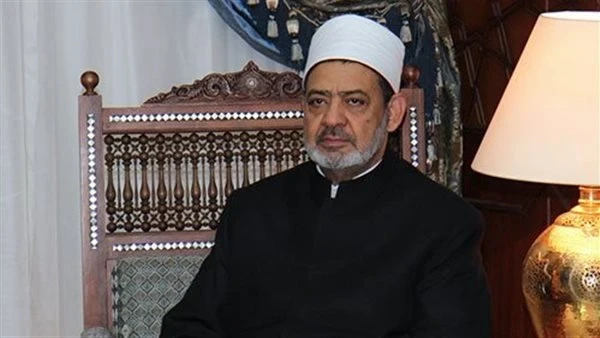شيخ الأزهر يفند بالأدلة جواز "تهنئة" غير المسلمين بأعيادهم