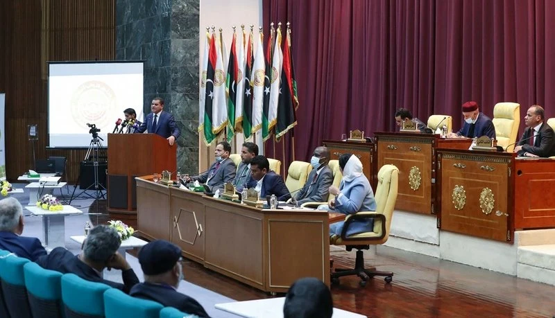 المجلس الرئاسي الليبي والحكومة الجديدة يؤدون اليمين الدستورية ويتسلمون مهاهم