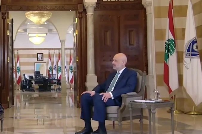 بالفيديو|| وزير داخلية لبنان يكشف تفاصيل حل الأزمة مع السعودية.. ويتعهد بتنفيذ جميع طلبات الرياض