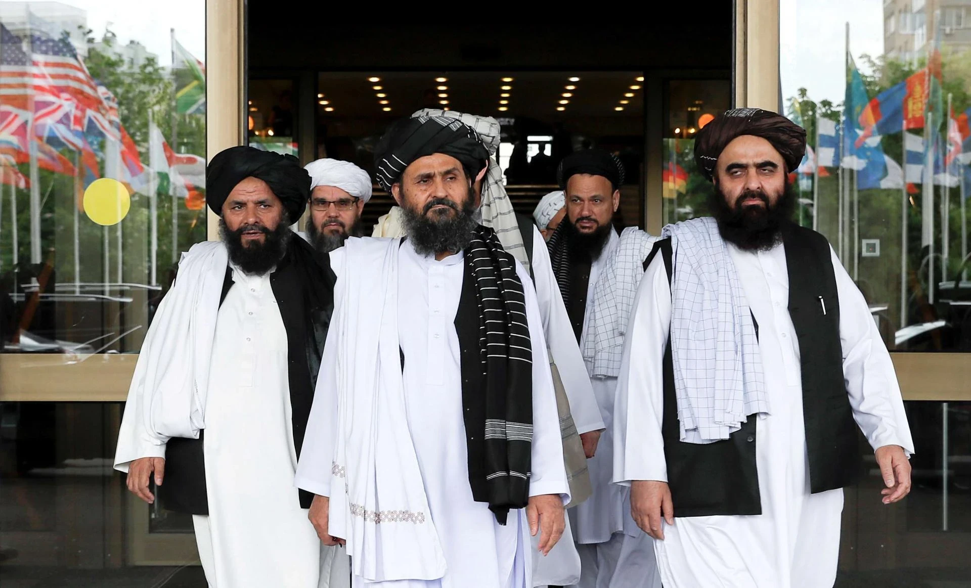 تنطلق غداً,, مسؤول أفغاني يكشف موعد ومكان المفاوضات مع طالبان والبيت الأبيض يعلّق: " الأمر الآن في يد الأفغان"