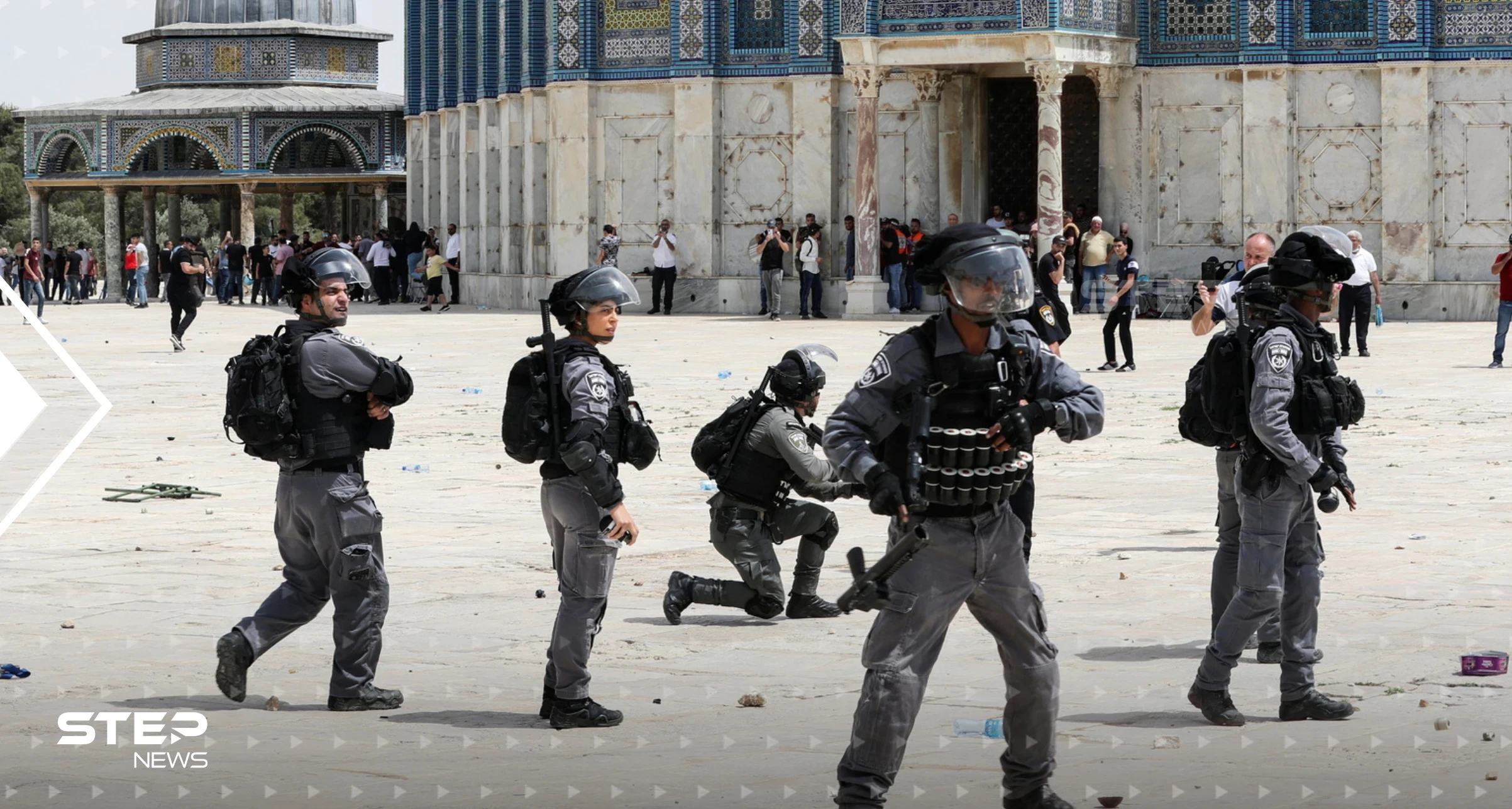 القوات الإسرائيلية تنسحب من المسجد الأقصى وتتوعد بالمزيد من الاعتقالات