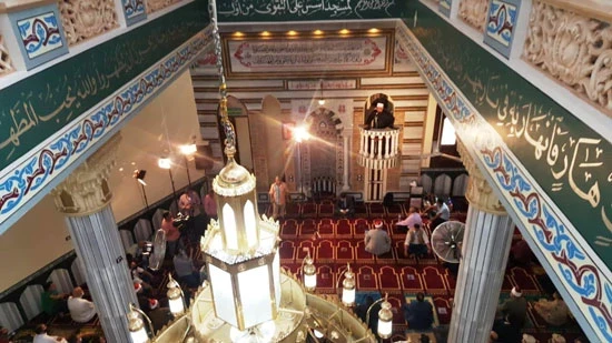 "ذاهبون لجهنّم كما بشّرتنا".. مفتي جمهورية دولة عربية يوجّه رسالةً لرئيسه عبر "خطبة الجمعة"