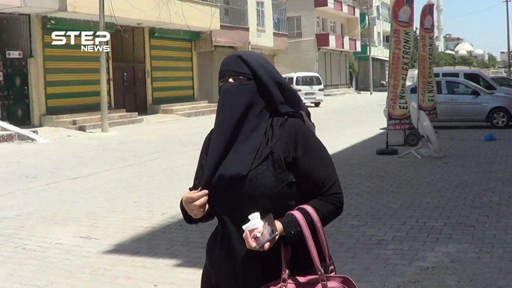 أيمت أول مرة شفت الدولار.. لو المايك معك والدنيا كلها بتسمعك شو بتقول.. وأسئلة أخرى تطرحها "ستيب" على السوريين