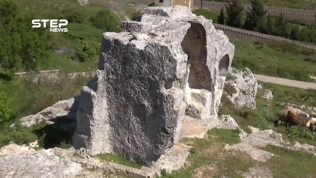 شاهد معالم قلعة بداما الأثرية في ريف جسر الشغور الغربي