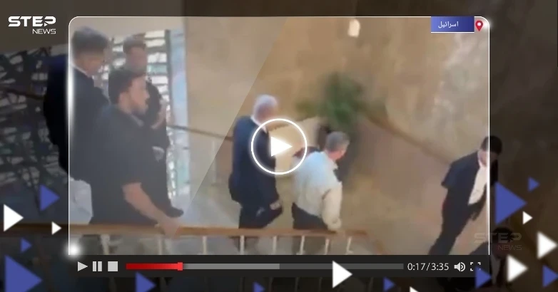 بالفيديو|| نتنياهو يغادر بسرعة اجتماعاً لحكومته بعد دقائق من انعقاده.. وتقرير يكشف السبب