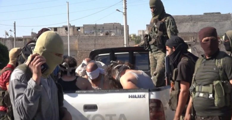 "تحرير الشام" تعتقل وجهاء إدلب وحلب، وتقتادهم إلى أمنيّتها!