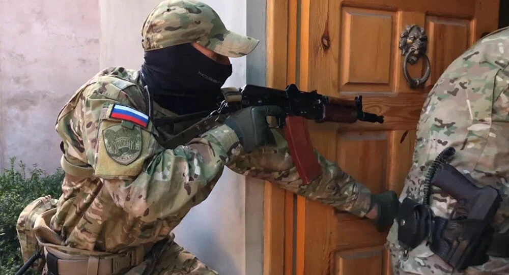 روسيا تعتقل 16 أوكرانيا وتوجه لهم 5 تهم بينها التخطيط لتفجير مبان حكومية
