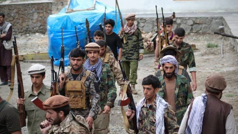 حركة طالبان تنتزع مناطق بإقليم بنجشير وأنباء عن وصول وفد إماراتي لكابل لإجراء محادثات معها