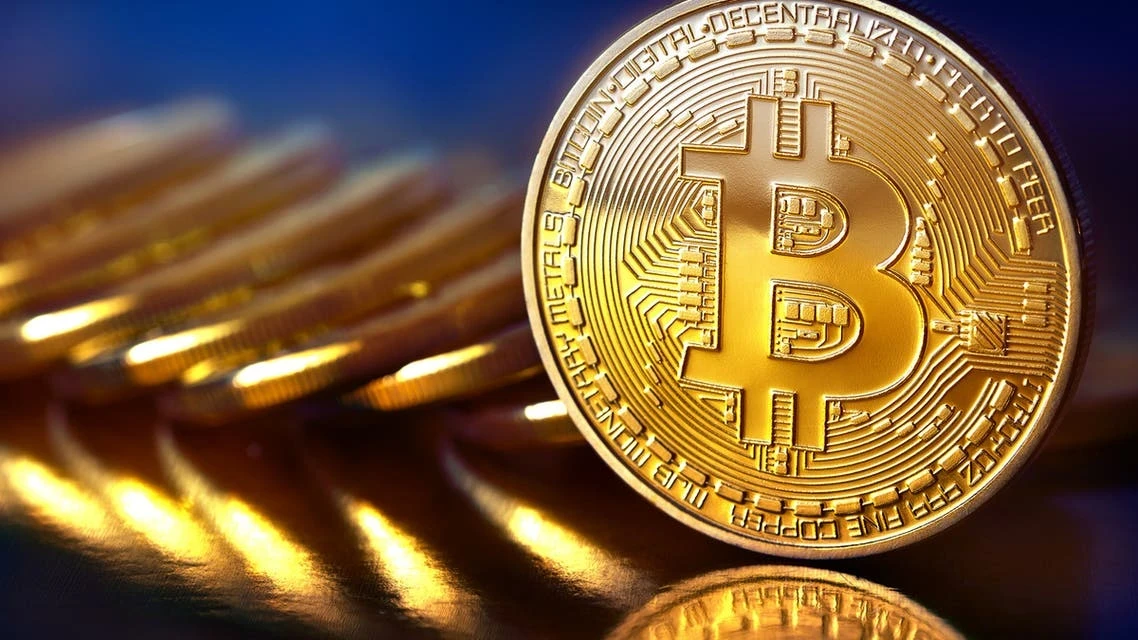 عملة البتكوين المشفرة تسجل تراجعاً كبيراً بعد قرار منع تداولها في الصين