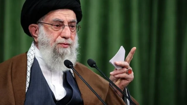 خامنئي يحسم الجدل حول الانتخابات الرئاسية الإيرانية ويقرر مصير المرشحين المرفوضين