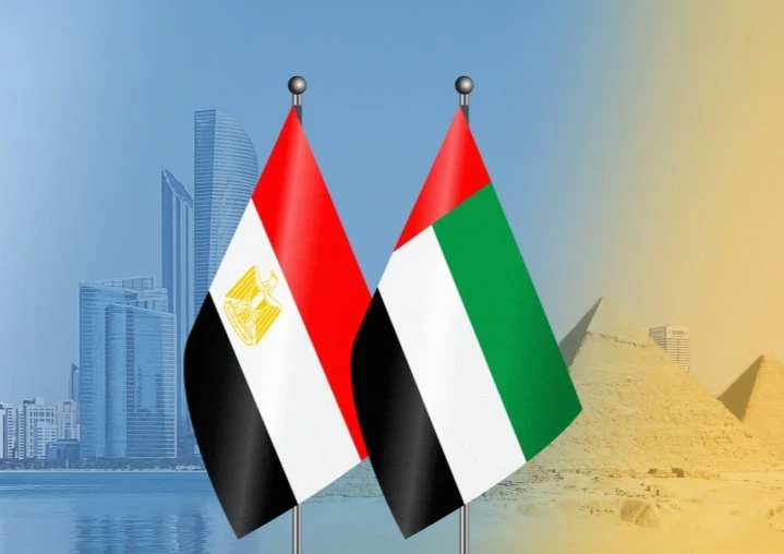 ولي عهد أبوظبي والرئيس المصري يبحثان هاتفياً قضايا وملفات إقليمية