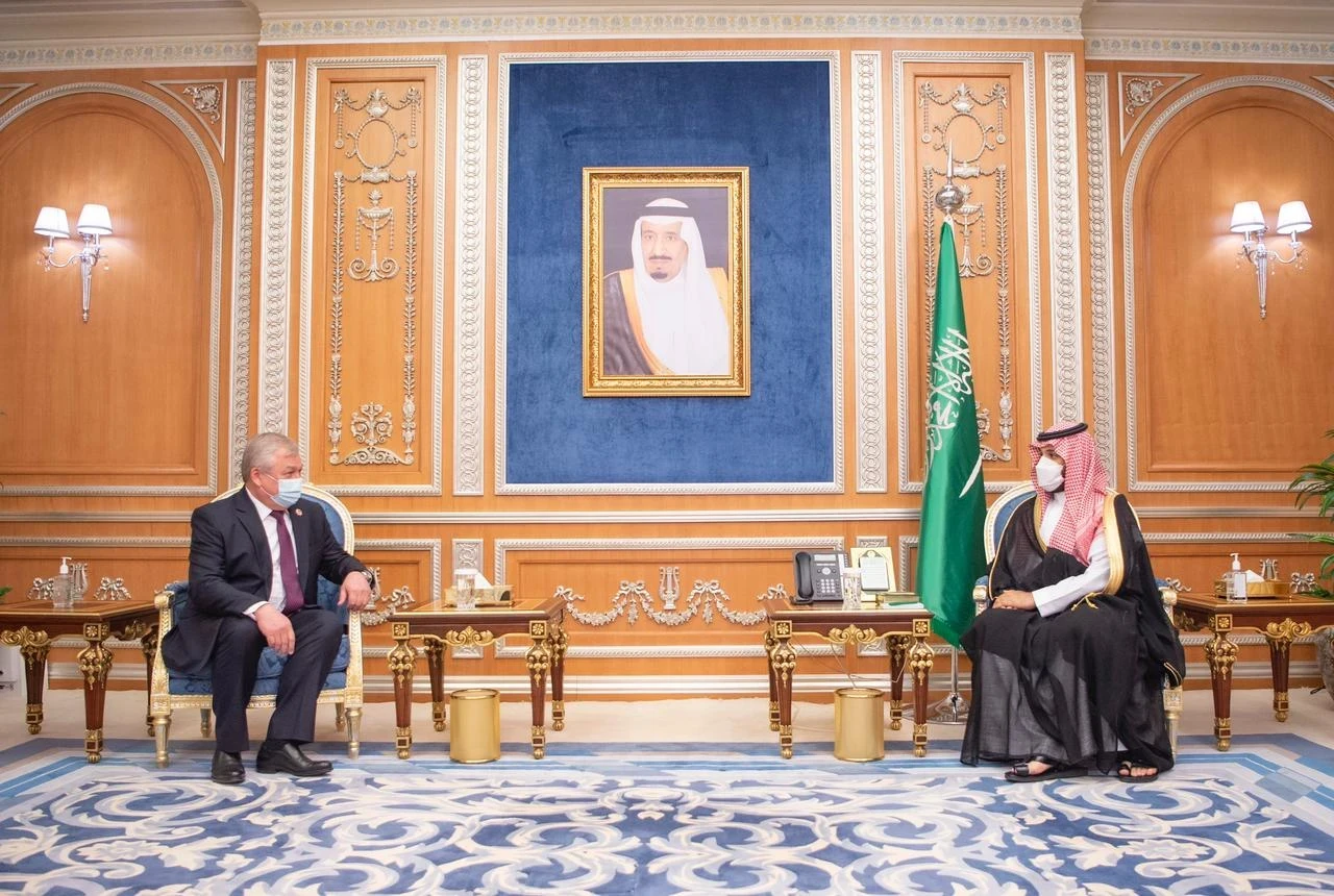 بالفيديو|| لمناقشة الملف السوري.. ولي العهد السعودي يلتقي المبعوث الروسي الخاص لشؤون التسوية السورية